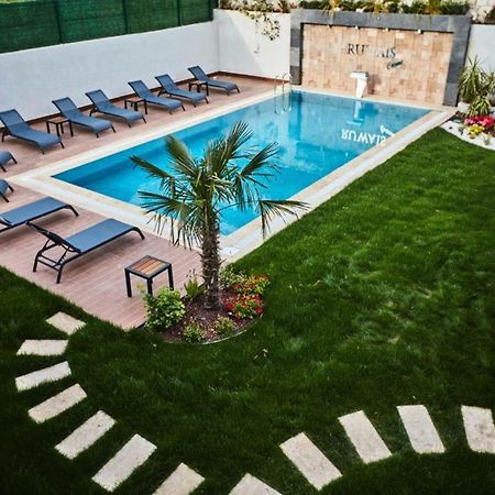 Ruwais Hotel Çeşme Zewnętrze zdjęcie